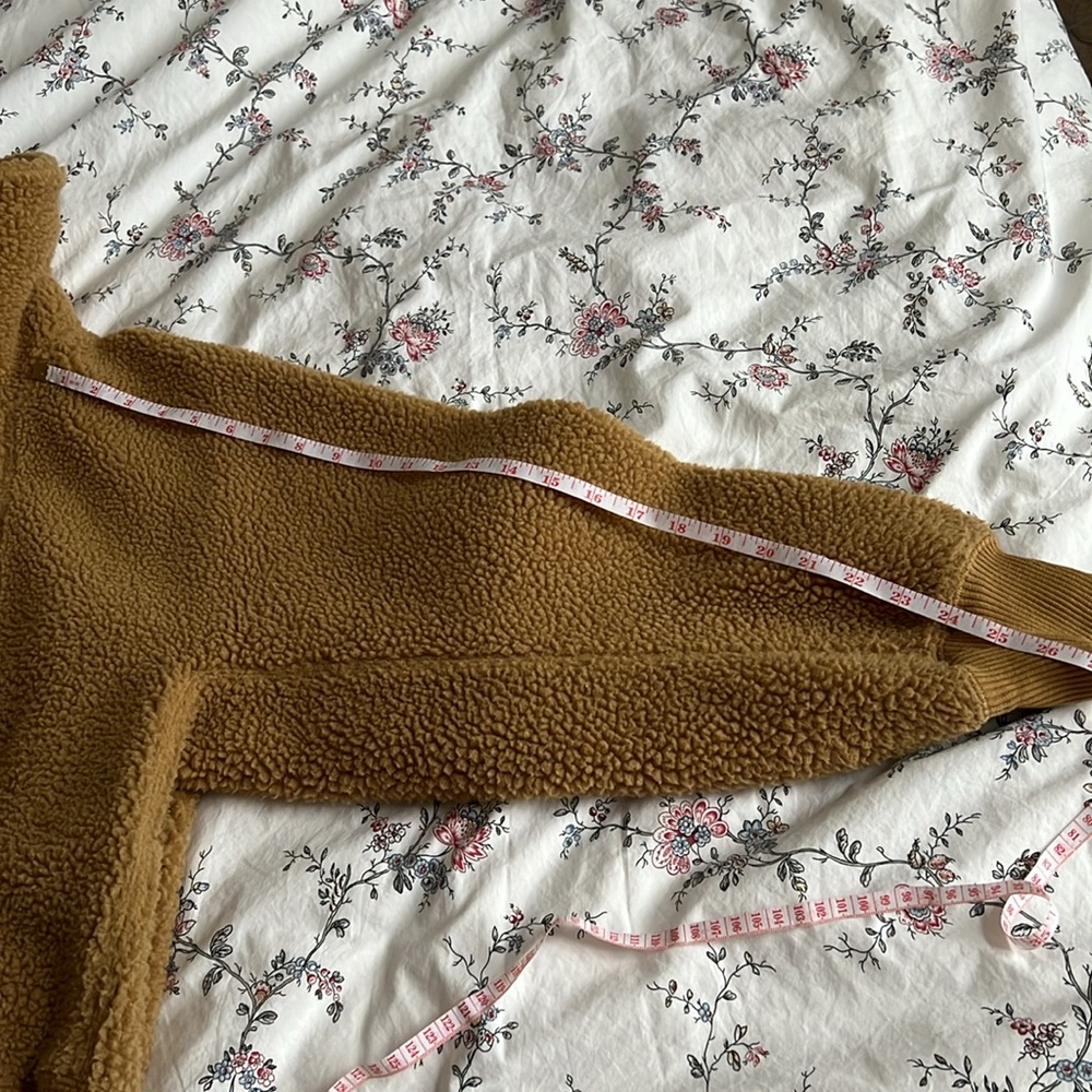 Fleece jacket - Picture 8 of 9